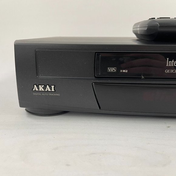 Akai VS-G225 VHS Intelligent - HQ Quick Servo Drive Video Plus+ VCR - Picture 2 of 9